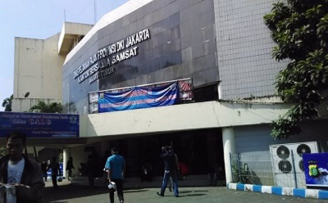 Pelayanan Samsat JakTim Semakin Mantap Pelayanan Samsat JakTim Semakin Mantap