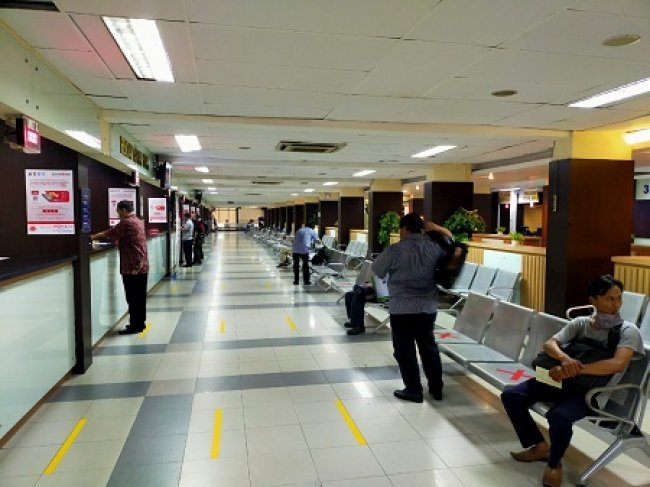 Terapkan Prokes, Pelayanan Menjadi Prioritas Samsat JakSel Terapkan Prokes, Pelayanan Menjadi Prioritas Samsat JakSel
