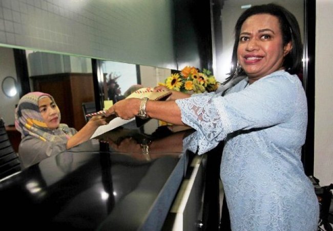 Diduga Selingkuh, Anggota DPR dari F-PDIP Dilaporkan Istri ke MKD