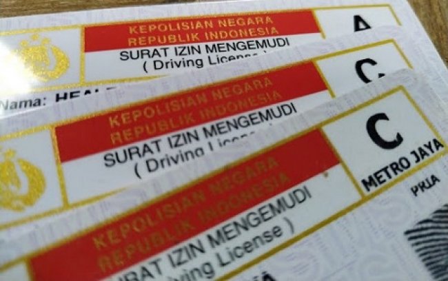 Polri Bakal Cabut SIM Pelanggar Lalu Lintas Polri Bakal Cabut SIM Pelanggar Lalu Lintas