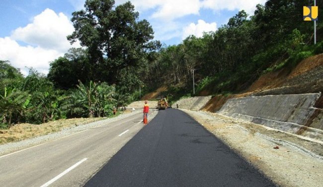 Infrastruktur Perbatasan Entikong Dorong Pengembangan Ekonomi Lokal