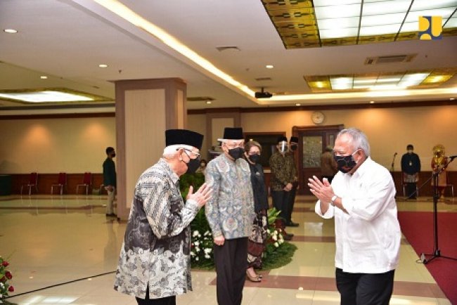 Menteri Basuki Kukuhkan Dewan Arsitek Indonesia