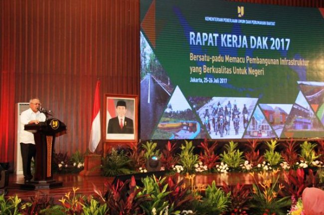 Evaluasi DAK Infrastruktur 2017, Menteri Basuki Minta Program Pemda Sinergi  dengan Program Nasional