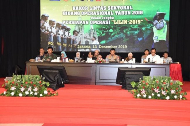 Panglima TNI Siap bantu Polri 