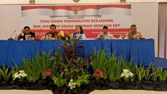 Kemenkop dan UKM Perkuat Daya Saing KUMKM Industri Kreatif