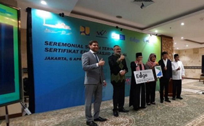 Masjid Istiqlal Tempat Ibadah Pertama di Dunia Peroleh Sertifikat Green Building EDGE