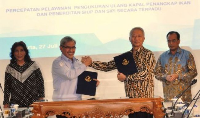 Menteri Kelautan dan Perikanan Susi Pudjiastuti Menteri Perhubungan Budi Karya Sumadi Dirjen Perikanan Tangkap KKP Sjarief Widjaja