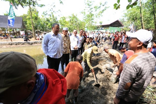 Infrastruktur Dana Desa Pangkas Biaya Tinggi