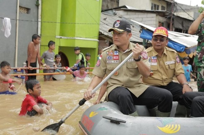 Mensos Pastikan Semua Korban Tertangani dan Dievakuasi 