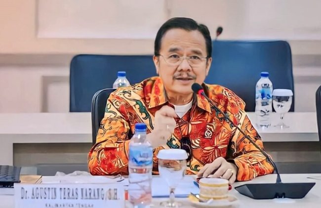Teras Narang: Generasi Muda Sebagai Harapan Bangsa di Masa Depan Teras Narang: Generasi Muda Sebagai Harapan Bangsa di Masa Depan