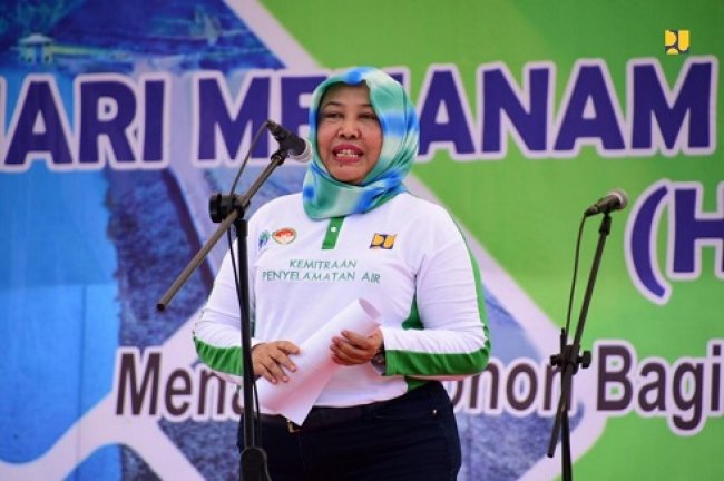 Tingkatkan Konservasi Lahan dan Air, Kementerian PUPR Tanam 126 Ribu Pohon Serentak di 34 Provinsi