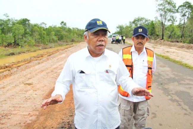 Pemerintah akan Terus Tingkatkan Kualitas Jalan Perbatasan di Papua