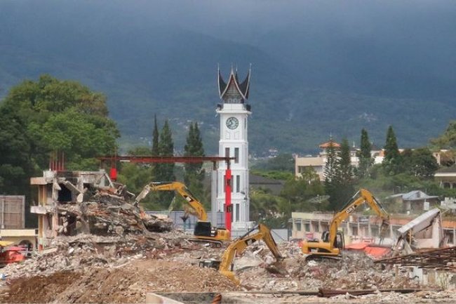 Pasca-Kebakaran Kementerian PUPR Akan Bangun Pasar Atas Bukittinggi