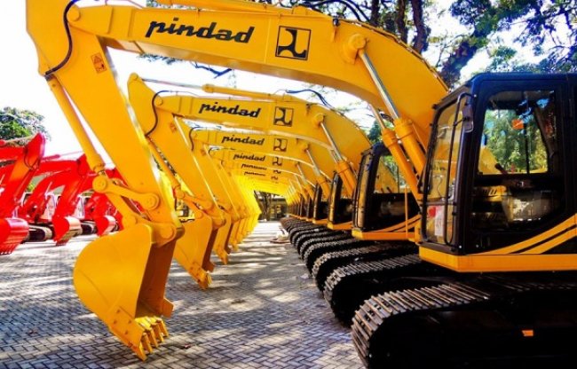 Dukung Produk Dalam Negeri, Kementerian PUPR Gunakan Excavator Pindad