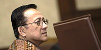 Pengadilan Tipikor  Irman Gusman Ketua Majelis Hakim Nawawi Pamulango Xaveriandy Sutanto Memi Direktur Utama Perum Bulog Djarot Kusumayakti dpd ri