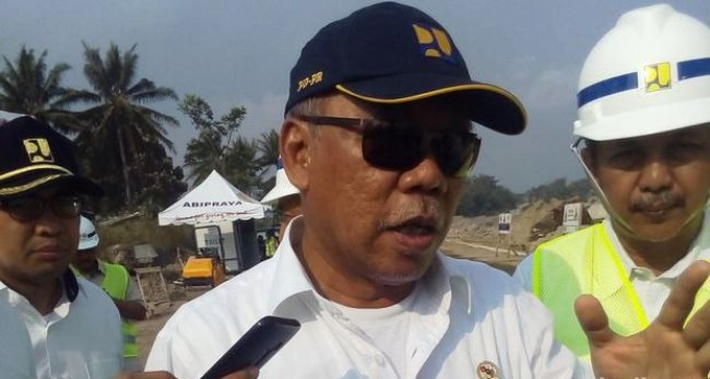 Menteri Pekerjaan Umum dan Perumahan Rakyat PUPR  Basuki Hadimuljono jalan tol Solo Ngawi Tol Trans Jawa PT Solo Ngawi Jaya  Karanganyar Mantingan colomadu