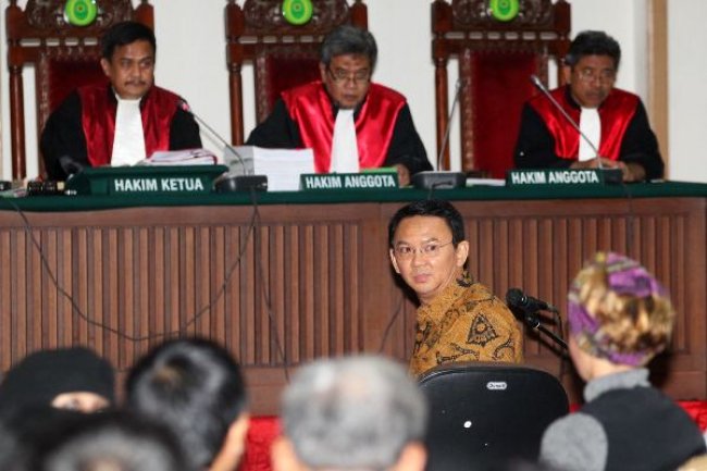 Wakil Ketua Komisi II DPR Lukman Edy ptun Basuki Tjahaja Purnama Ahok Gubernur DKI Jakarta penistaan agama