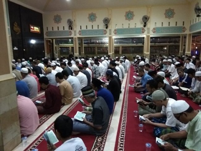 Warga Binaan Rutan Depok Rutin Yasinan di Malam Jumat