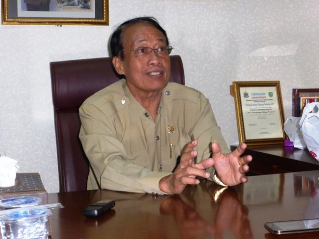 Abdul Gafar Usman : DPD Riau Dorong Pembangunan Universitas Pahlawan Tuanku Tambusai dpd riau gafar universitas
