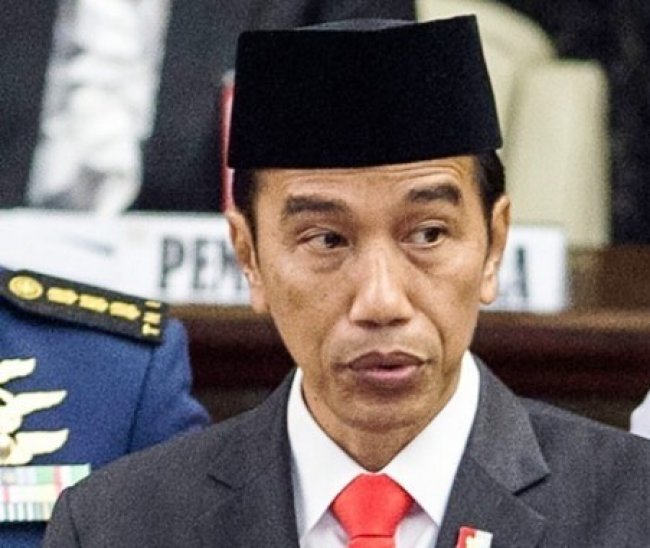 Presiden Pimpin Apel Kehormatan di TMP Kalibata