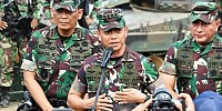Kasad Jenderal TNI Mulyono Dan Kodiklatad Letjen TNI Agus Kriswanto Pangkostrad Letjen TNI Edy Rahmayadi