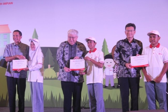 SCG Sharing the Dream 2017, Bagikan 400 Beasiswa untuk Siswa SMA