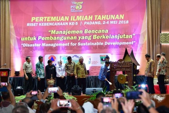 Sebanyak 1.000 Biopori Akan Dibuat di Kampus Universitas Andalas Padang