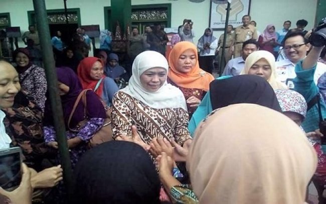 Mensos Khofifah : Setiap Tanggal 25 KPM akan Terima Bansos Pangan