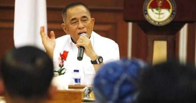 Menhan Minta Insiden Bendera Terbalik Tidak Dibesar-besarkan