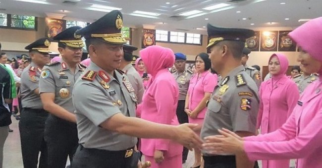 Sebanyak 79 Perwira Menengah Polri Naik Pangkat