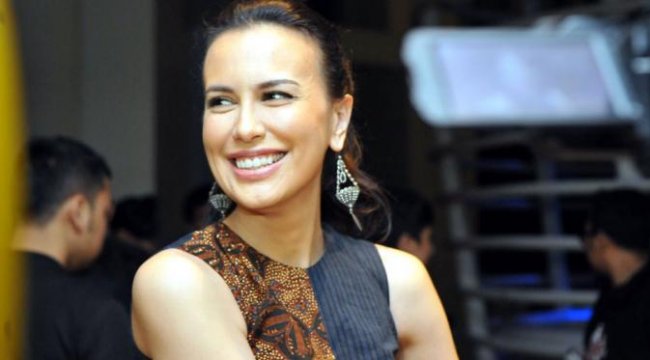 Sophia Latjuba Ahok-Djarot Ariel