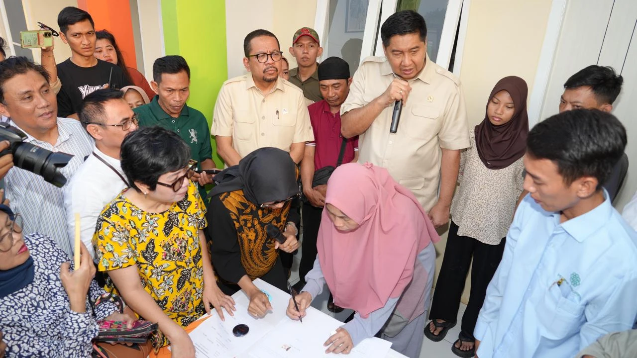 Hunian untuk Cita-cita Affan: Pemerintah Serahkan Rumah Subsidi untuk Keluarga Driver Online yang Gugur