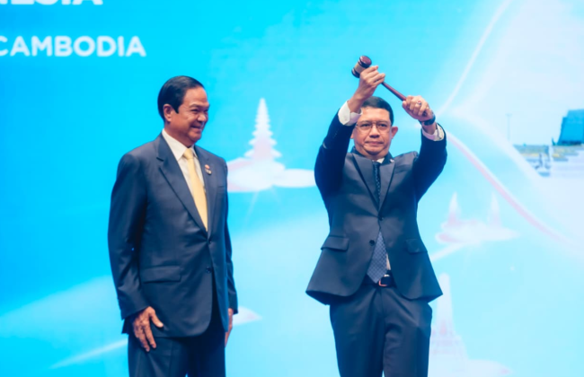 Indonesia Resmi Jadi Ketua AMMDM 2026, Kepala BNPB Terima Estafet Kepemimpinan di Kamboja