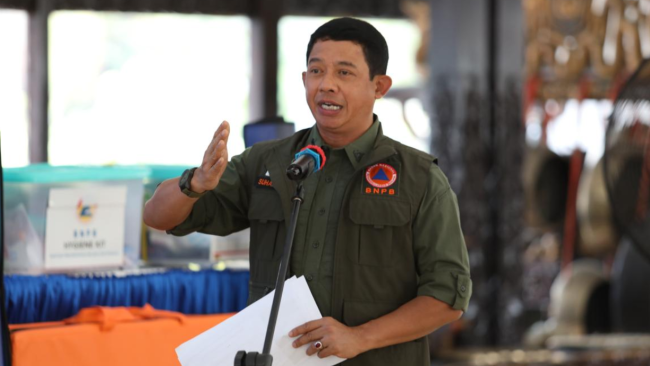 Kepala BNPB Tegaskan Komitmen Pemerintah Dampingi Penanganan Erupsi Semeru