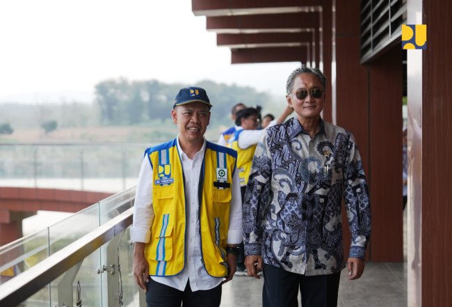 Dukung Ketahanan Pangan di Nganjuk, Menteri Dody Pastikan Suplai Air Irigasi Bendungan Semantok Stabil
