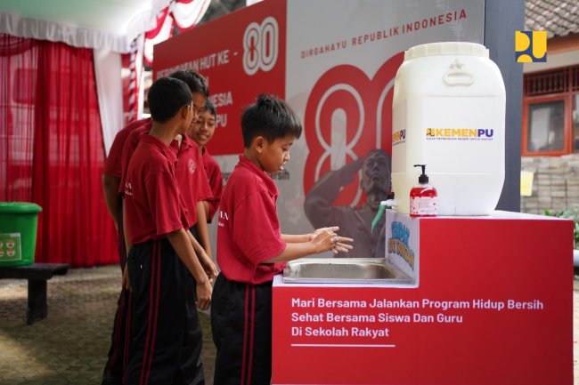  Merdeka Pendidikan, Merdeka Sehat: Libatkan 3.215 Peserta, Kementerian PU Tanamkan Perilaku Hidup Bersih dan Sehat di Sekolah Rakyat