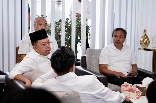Menteri ATR/BPN Nusron Wahid Tinjau Percepatan Pembangunan Akses Stasiun KCJB Karawang