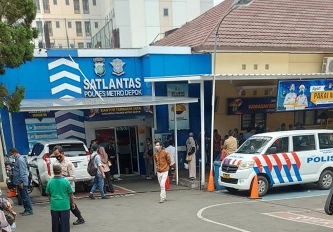 Dugaan Pungli di Satpas SIM Polres Depok, Warga Mengeluh Dipersulit