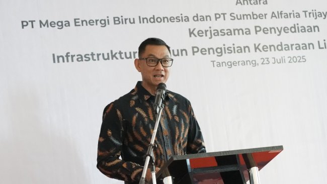 PLN, MEBI, dan Alfamart Kolaborasi Kembangkan Infrastruktur SPKLU di Lokasi Strategis se-Indonesia