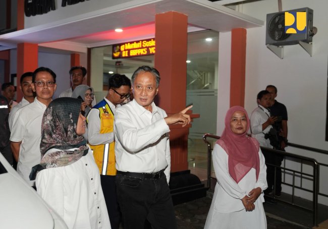 Disambut Hangat Siswa Sekolah Rakyat di Yogyakarta, Menteri Dody: Kalian Masa Depan Bangsa