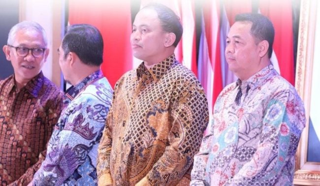 Kontribusi Terhadap Pajak Daerah, BPN DKI Jakarta Terima Penghargaan dari Gubernur Jakarta