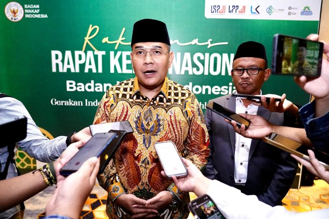 Kementerian ATR/BPN Raih Penghargaan Pendukung Percepatan Sertifikasi Tanah Wakaf oleh BWI Awards