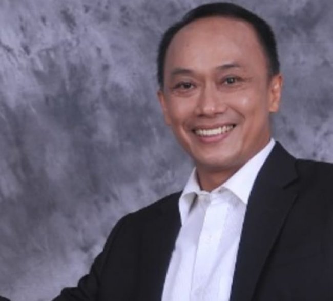  Dirjen Dukcapil Zudan Arif Fakrulloh saban hari  mengecek perkembangan cakupan perekaman KTP-el yang dilakukan di 309 kabupaten/kota yang menyelenggarakan Pilkada. 