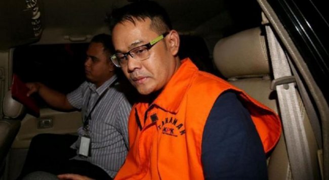 Direktur Utama PT Merial Esa Fahmi Darmawansyah kpk Febri Diansyah bakamla satelit monitoring
