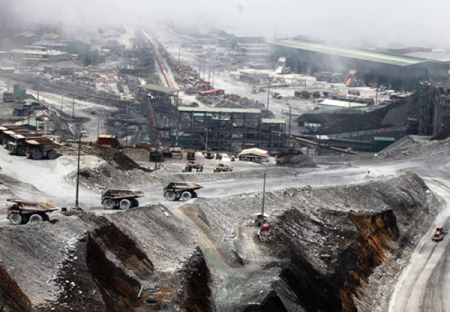 freeport eksport konsentrat tambang amerika Luhut Binsar Pandjaitan Ignasius Jonan esdm