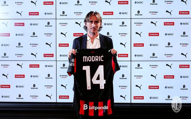 Masih Cinta Sepak Bola, Modric Belum Kepikiran Pensiun